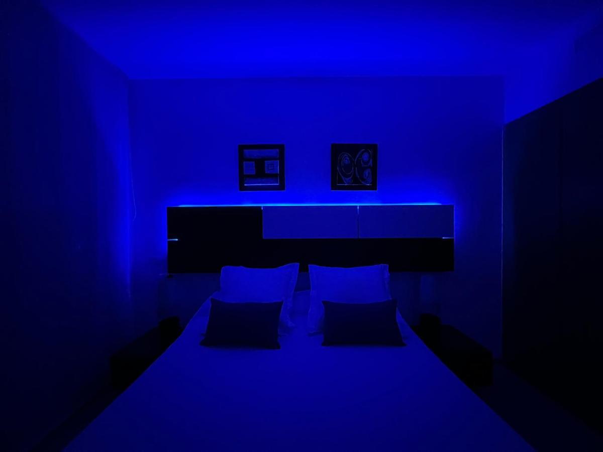 Blau Apartamento Frente A Los Canales Y Las Puestas De Sol De Росес Екстер'єр фото